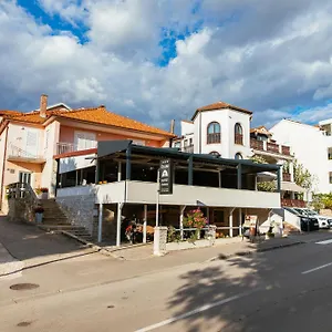 Gostinjska kuća Pansion Cirjak, Sveti Filip i Jakov